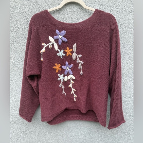 Sweaters - Floral Embroidered Burgundy Sweater, Size Large